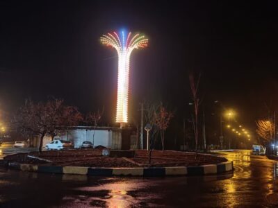 نصب المان نخل نورانی در میدان نواب شهر فیرورق