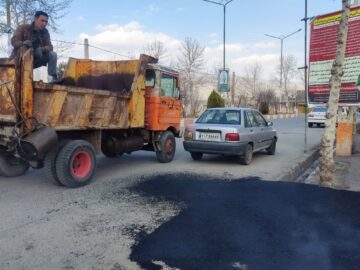  اجرای عملیات لکه‌گیری آسفالت در معابر باغ‌شهر فیرورق